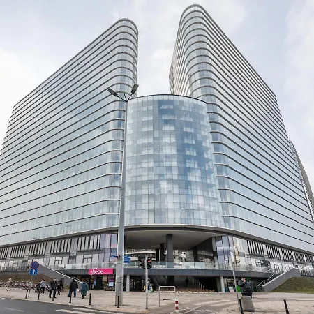 New Comfort 1604 Apartamento