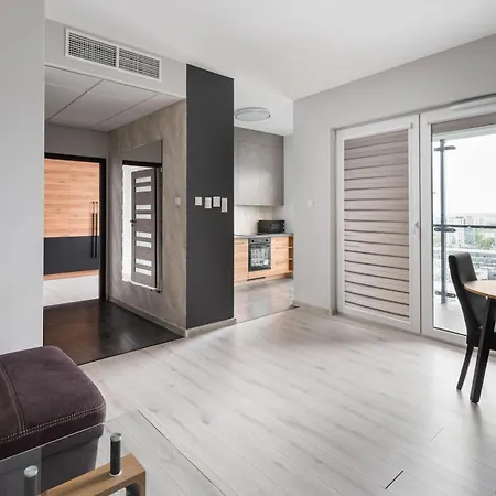 New Comfort 1604 By Bookinghost شقة وارسو