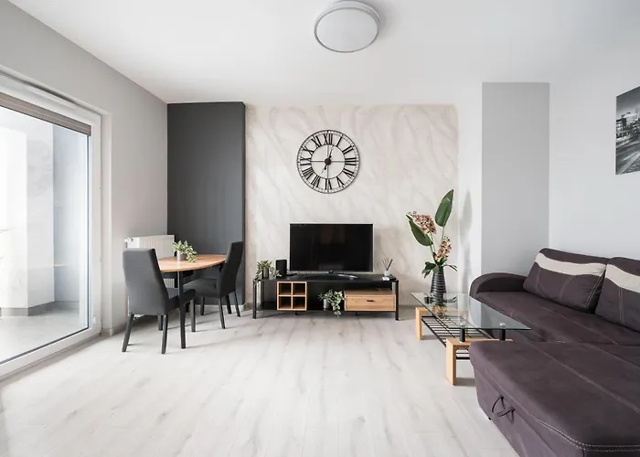 New Comfort 1604 By Bookinghost شقة وارسو